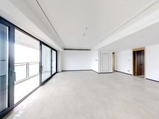 满二年 无税 183大平层 全新未住人 好楼层 诚心卖