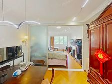 獨家好房~一梯四户~中间楼层~小区中.心位置~近地.铁