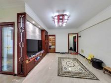 天诚广场 4 房 128 方 原价598万 现底价550万