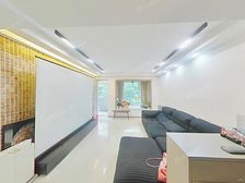 平层大两室,带装修可拎包入住,位置不错