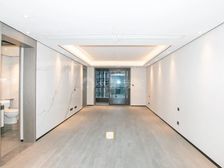 小区前排位置+中区楼层+三房全明