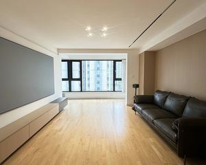 中海枫桥里4室2厅1卫南朝向330.0万元/套出售