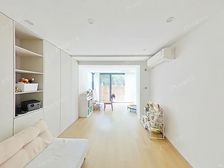 品质小区 位置安静 采光无遮挡 送80平大院子 自带私家花园