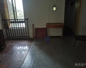 澄波华庭2室1厅1卫南朝向130.0万元/套出售
