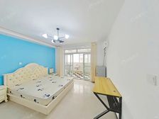 新出大三房。房东诚心出售,价好谈。看房随时。