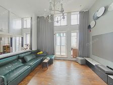 6开间朝南,小区在卖为数不多大平层+露台,客厅带挑高!