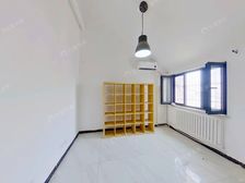 新景家园东区 南北向一室一厅 电梯 满5年