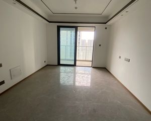 宝龙一城3室2厅2卫南朝向295.0万元/套出售
