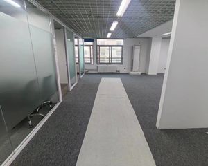 业主急售 科实大厦199.68平南向采光 格局方正 产权清晰