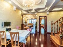 买一层得两层!接近250平的空间!拎包入住!