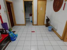 南开北片 中心小学片 平房 带12平小院 39万 就能拿下