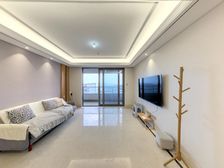 鸣柳苑(杨柳郡三期)136平四居室,楼层适中,视野很好