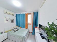 带装修双南两房精装修拎包入住,家具家电全送,诚意出售