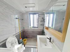 笑傲江湖 令狐冲重出中原江湖 欲称霸武林 故惜别豪宅有意抛售