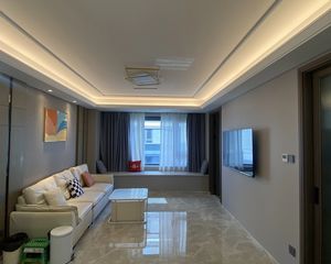 芳菲郡3室2厅1卫南朝向300.0万元/套出售