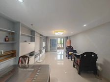 丽晶国际2室1厅2卫南朝向172.0万元/套出售