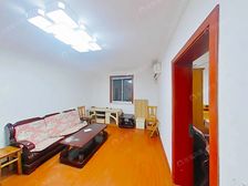 北蔡兴华小区, 2楼全明大两房,业主诚心出售