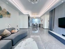 越秀和樾府 送全屋家电价可谈 中间楼层景观好 看房方便南向