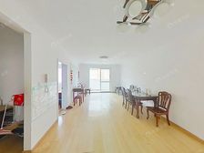 临D铁 双卫 楼层好 有电梯 满五 精装可拎包入住