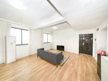 电梯房,主卧朝南,品质小区,环境优美,精装修,诚意出售