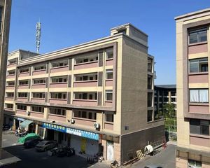 中港商贸城临街旺铺 33平仅48万 层高4.5米