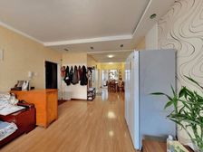 看房方便.跃层带装修.单价低大平米房源