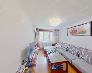 大有庄100号院 93平3居 南北向精装修 安静不临街