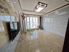 恒大苹果园金色阳光4房2厅145m2185元