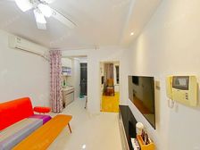 口精装一房,电梯中区,中间位置,2011年,采光无遮挡