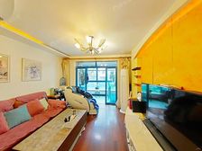 新出好位置,南北通透全明三房,书包可用,业主诚意出售,看房方