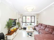 窦店 北京城建琨廷南区 二居室电梯房 边户拐角阳台