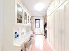 拉菲庄园小面积小三房中庭位置楼层好