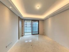 绿城品质物业 户型方正 南北通 生活交通方便