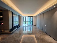 江山万里琅峰 149.96平4居 南向精装修 方便看房 靠江