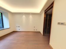 (本人专售万象华府)精装洋房!135平!4居室 带大花园