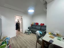 真光路地铁口 2号口 500多米