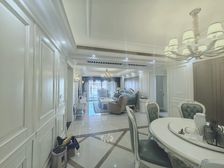 四期一线看江大四房,全屋地暖中央空调,一线品牌家具家电。