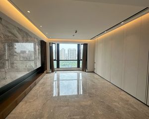 江山万里(三期) 房龄新 朝南 商品住宅 有电梯 近医院