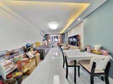 高乐小区新出全新装修南北通2房配套成熟 购物方便 近地铁