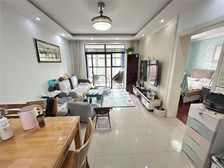 卧曹!赚大了带固定车位 飞机户型两南一北三房 邻近对外经贸