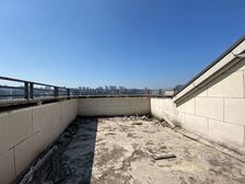 北滨路洋房顶跃 客厅6米挑高+屋顶花园 视野开阔
