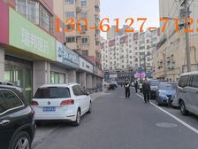 市北四方旺铺急售,前后通透有烟道,写字楼地铁站配套,客流爆棚