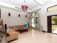 西郊双拼,房型正气,小区入口附近,采光充足,小区中心位置