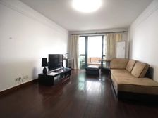 低于市场价160万,房东急售,产权清晰干净,满5年,看房随时