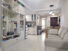 樱花坊精装两房 满五税少 一梯两户小区央位 户型方正采光好