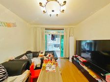 新出带产权车位三房,飞机户型,租金可达1万多