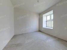 全新毛坯 4楼 采光不错的 看房有钥匙 不满二年