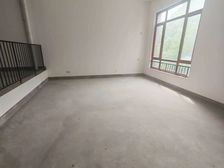 维拉小镇碧园5室2厅4卫南朝向580.0万元/套出售