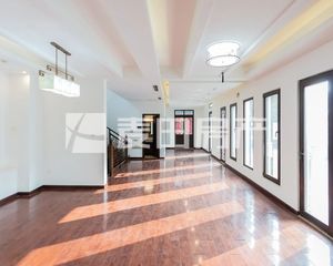 观唐中式宅院5室3厅精装修