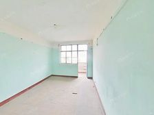 必看好房,黄兴公园旁,一房朝南,采光好,房东诚心售,看房方便